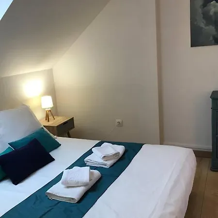Le Coteau - Centre Ville, Jardin & Parking! Annecy